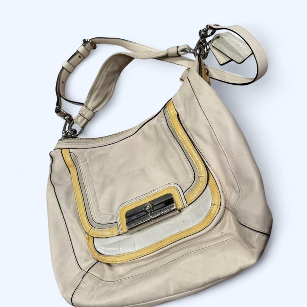 Coach Shoulder Bag